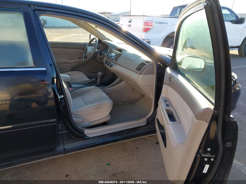 2002 Toyota Camry Le