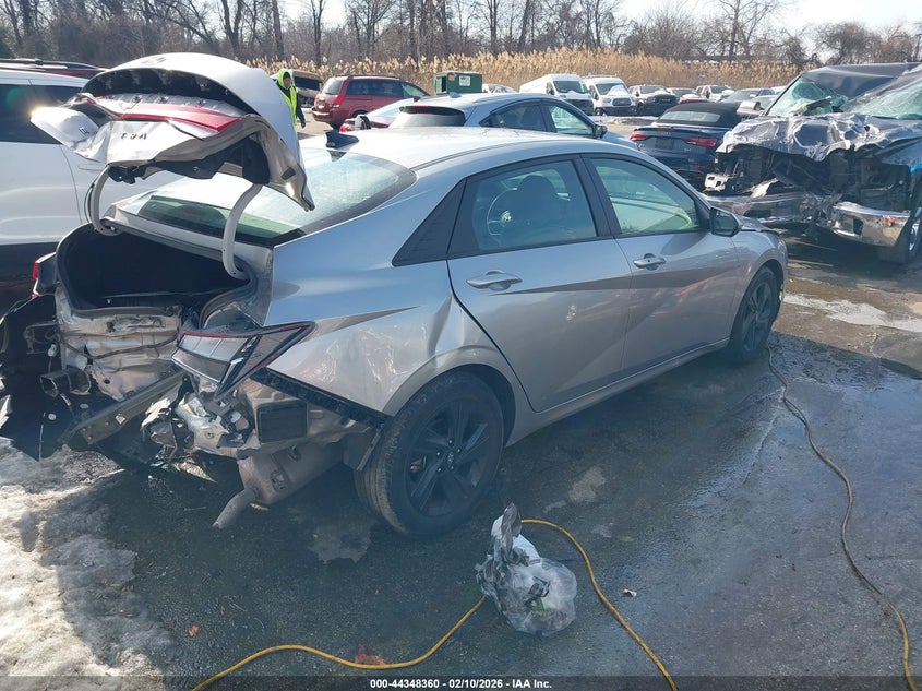 2023 Hyundai Elantra Sel