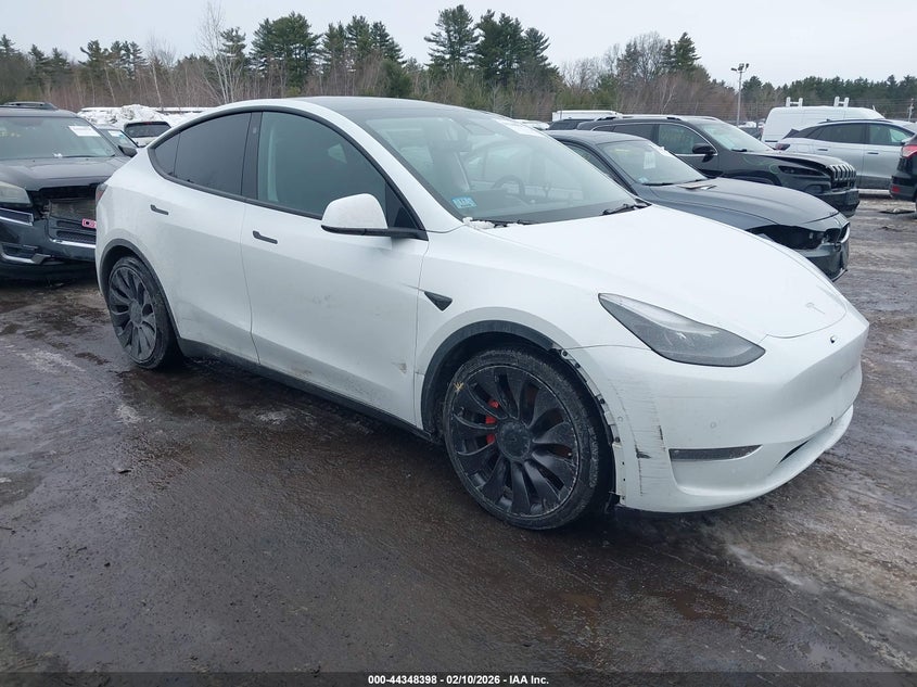 2022 Tesla Model Y Performance Dual Motor All-Wheel Drive