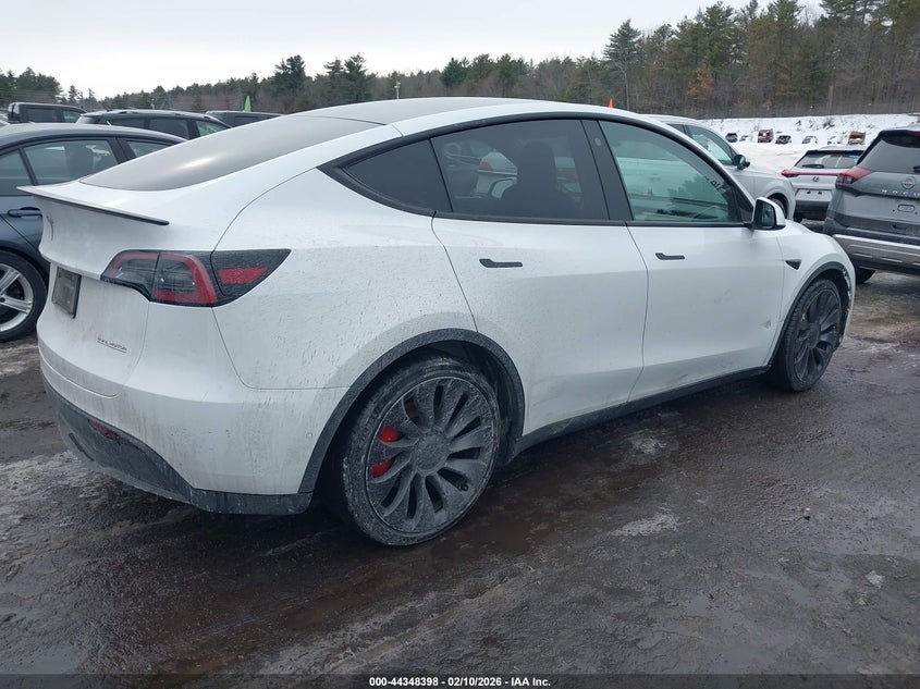 2022 Tesla Model Y Performance Dual Motor All-Wheel Drive