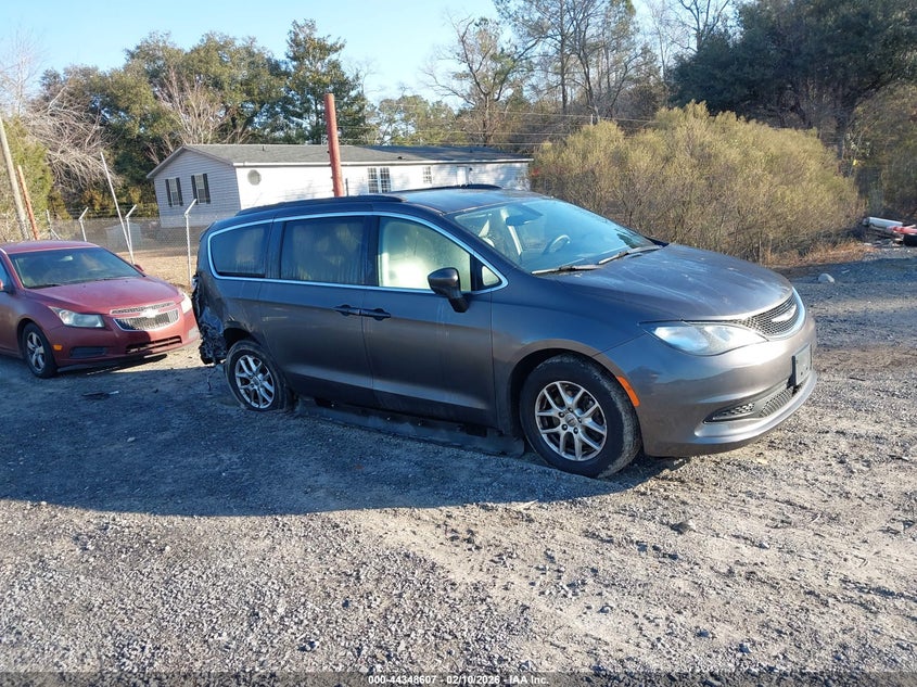 2021 Chrysler Voyager Lxi