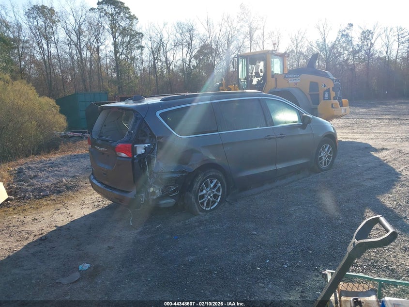 2021 Chrysler Voyager Lxi