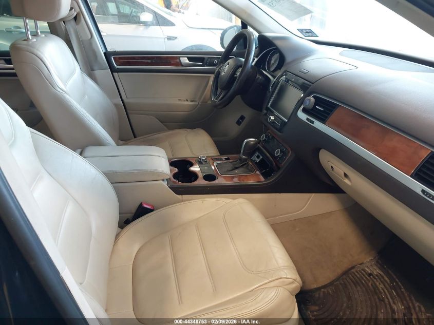 2011 Volkswagen Touareg Vr6 Lux