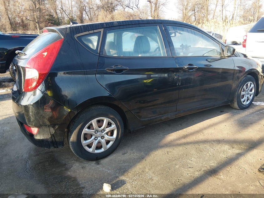 2012 Hyundai Accent Gs