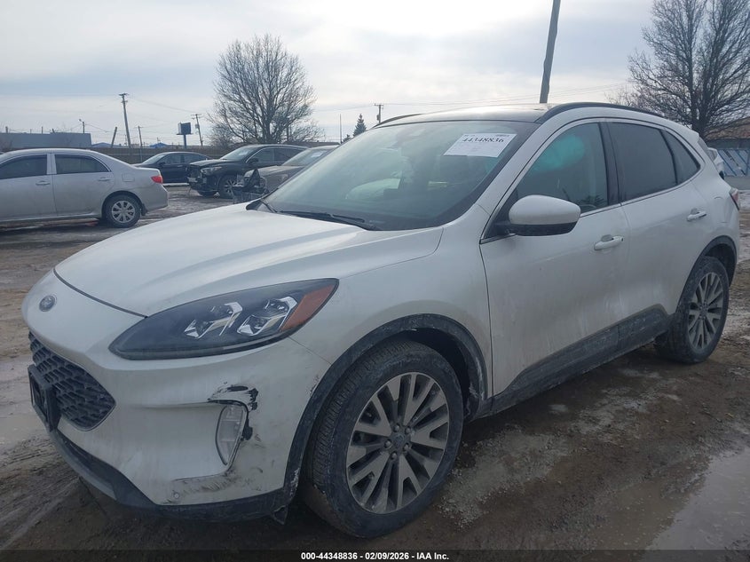 2022 Ford Escape Titanium