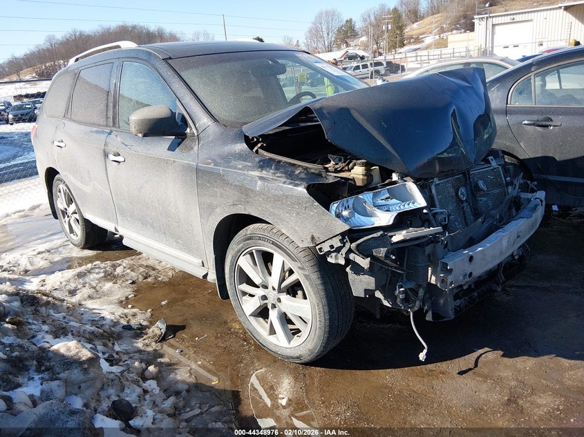 2013 Nissan Pathfinder Platinum