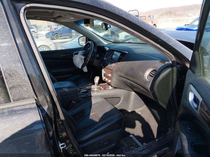 2013 Nissan Pathfinder Platinum