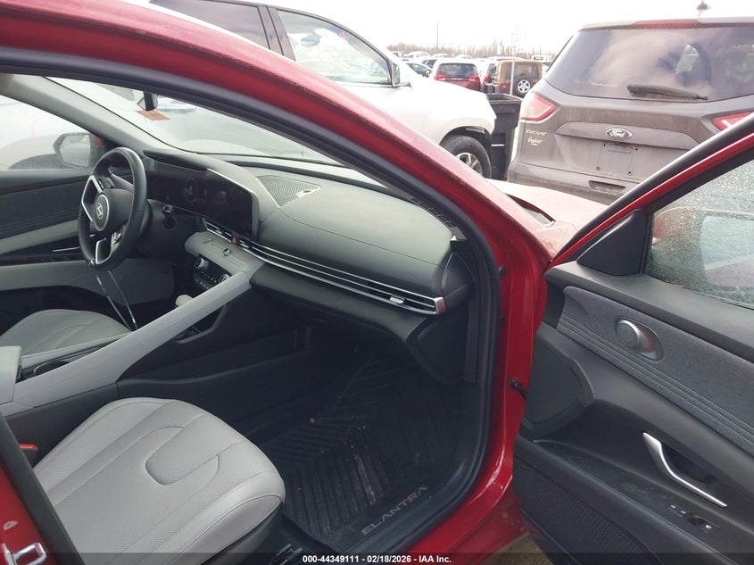 2025 Hyundai Elantra Limited