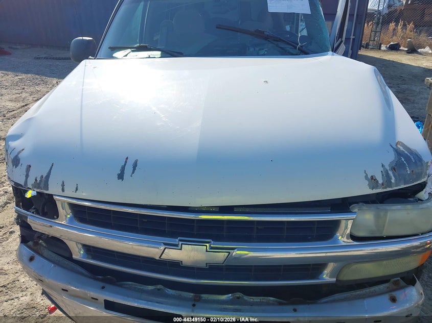 2001 Chevrolet Tahoe Ls VIN: 1GNEC13T41R200196 Lot: 44349150