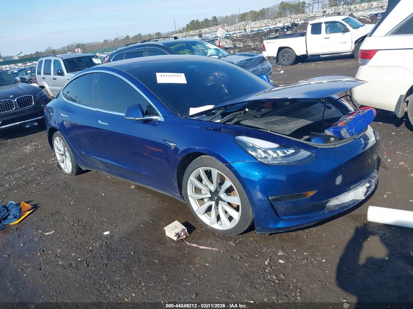 2018 Tesla Model 3 Long Range/Performance