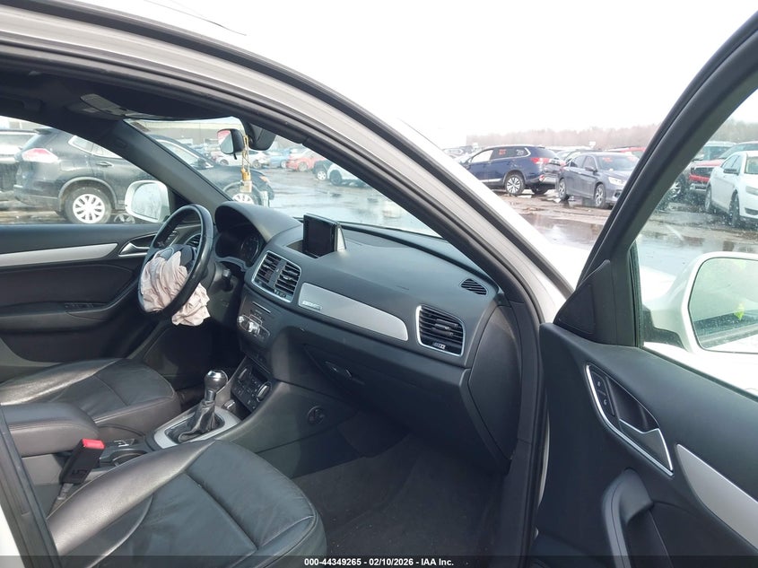 2017 Audi Q3 2.0T Premium