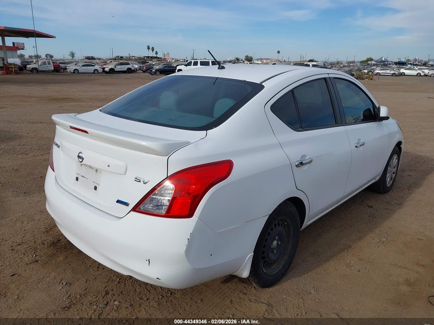 2013 Nissan Versa 1.6 Sv