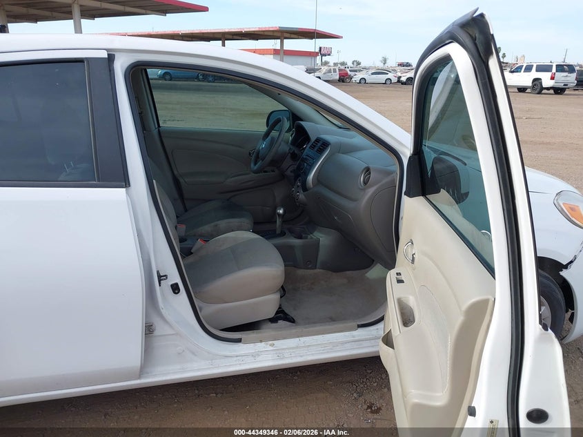 2013 Nissan Versa 1.6 Sv