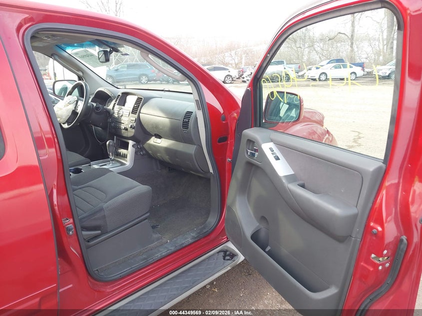 2012 Nissan Pathfinder Sv