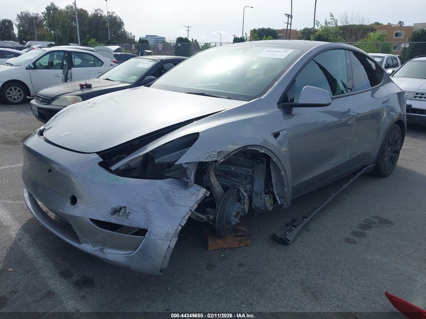 2025 Tesla Model Y Long Range Dual Motor Rear-Wheel Drive