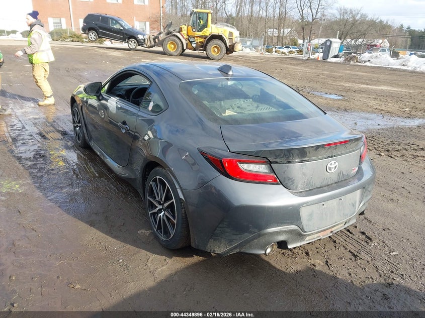 2025 TOYOTA GR86 auction photo 3