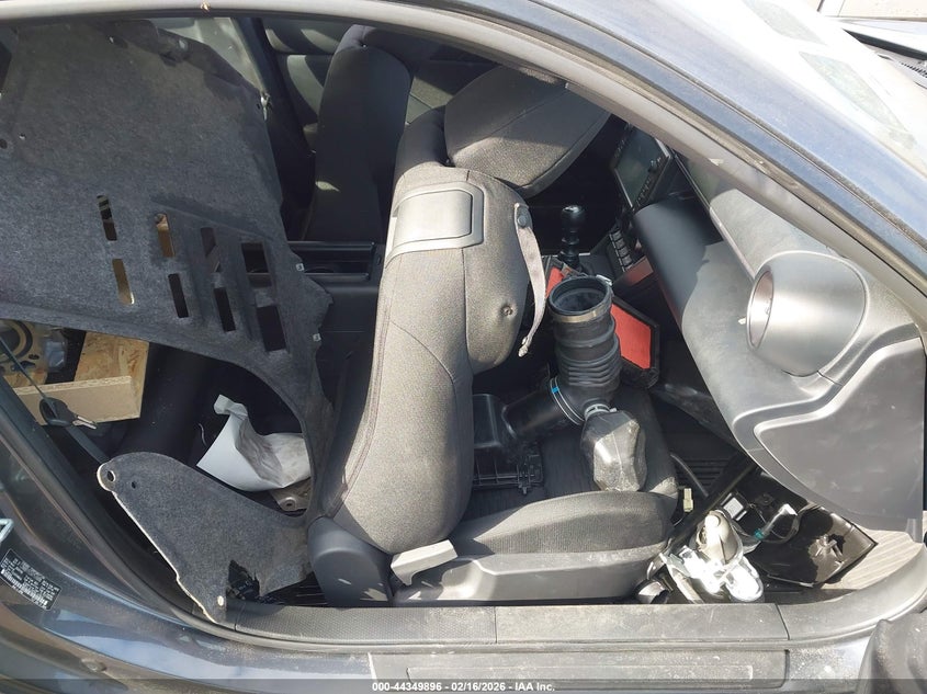 2025 TOYOTA GR86 auction photo 5