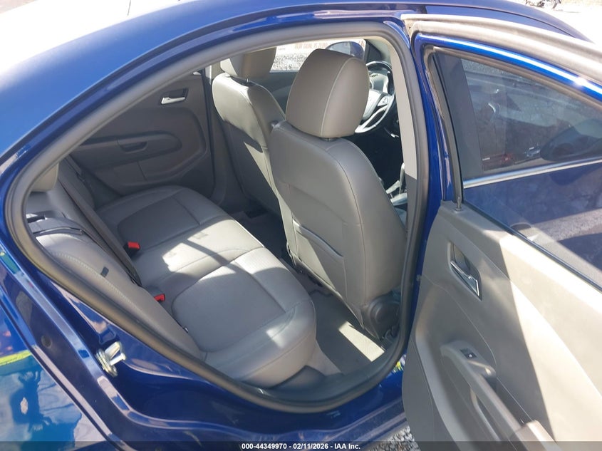 2014 CHEVROLET SONIC auction photo 8