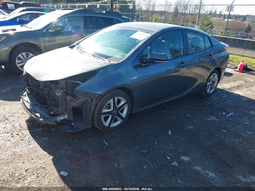 2016 Toyota Prius Three Touring