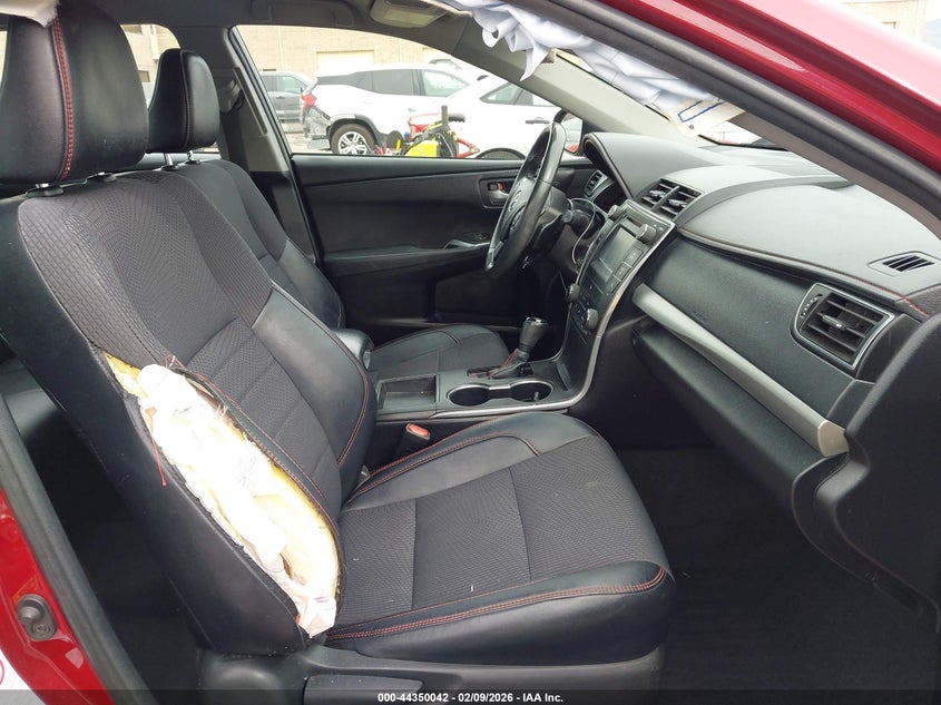 2016 Toyota Camry Se