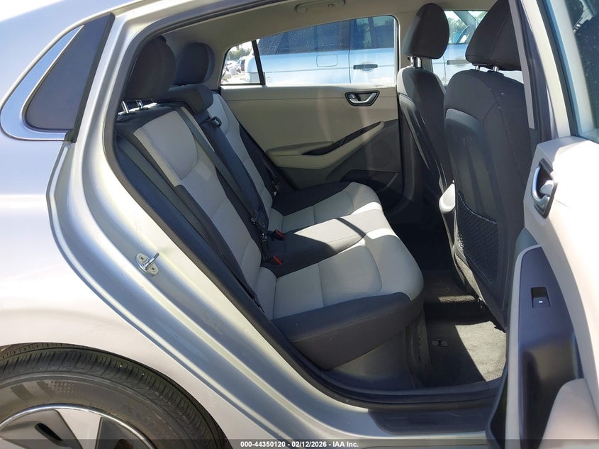 VIN KMHC75LC2JU099177 2018 HYUNDAI IONIQ HYBRID SEL