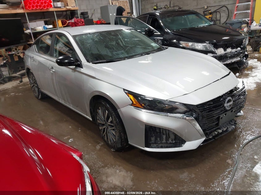 2025 Nissan Altima Sv Fwd