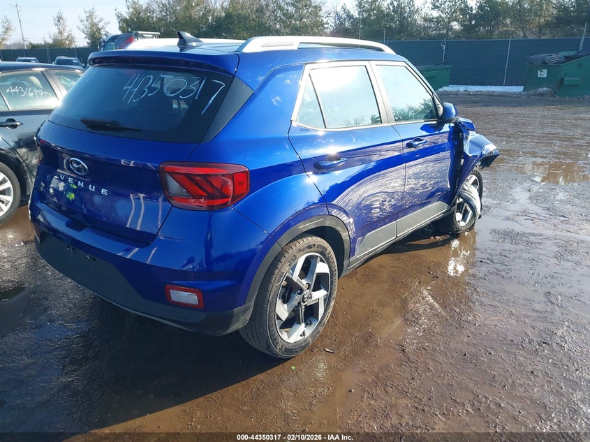 2021 Hyundai Venue Sel