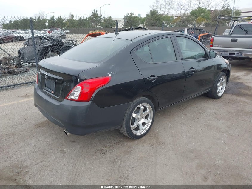 2016 Nissan Versa 1.6 S