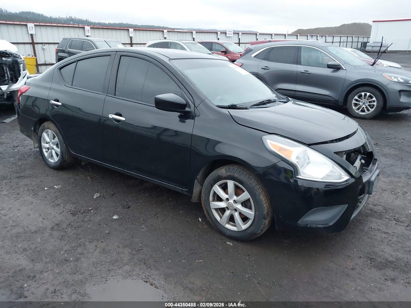 2015 Nissan Versa 1.6 Sv