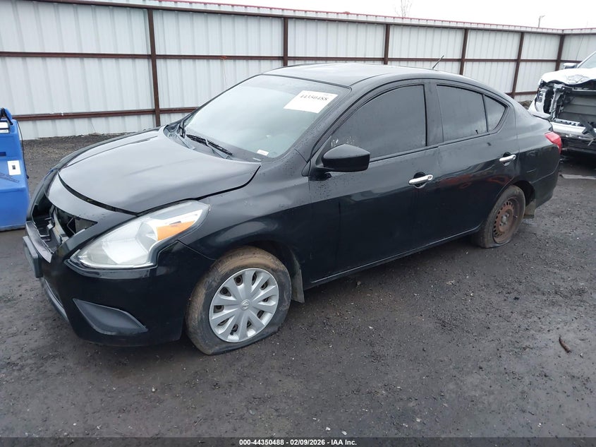 2015 Nissan Versa 1.6 Sv