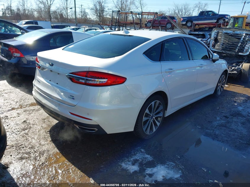 2019 Ford Fusion Se