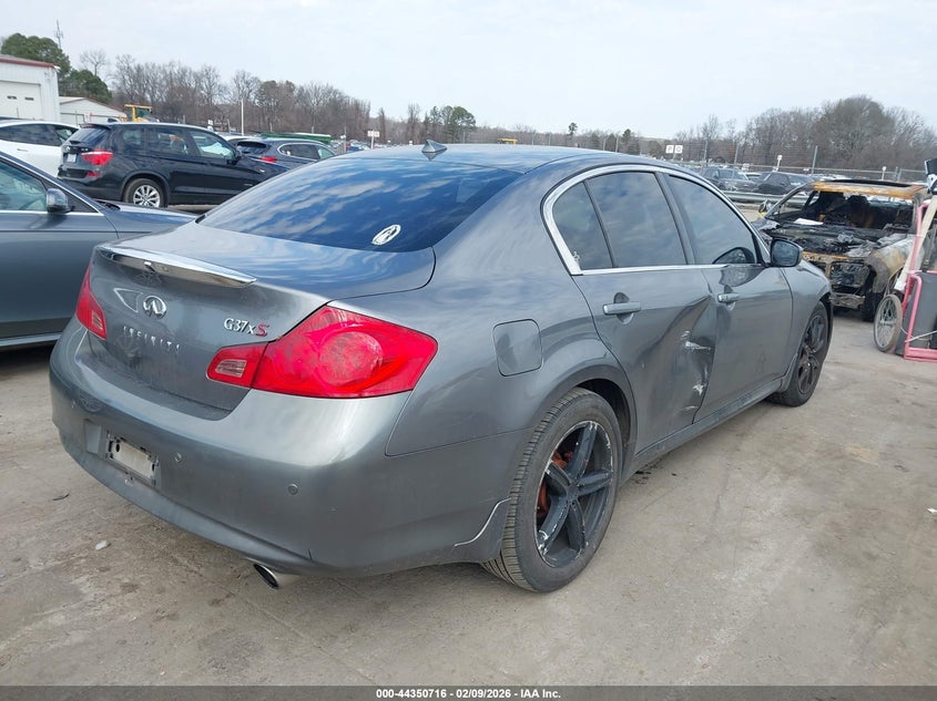 2011 Infiniti G37X