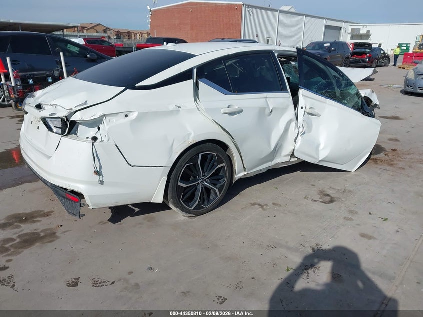 2024 Nissan Altima Sr Fwd