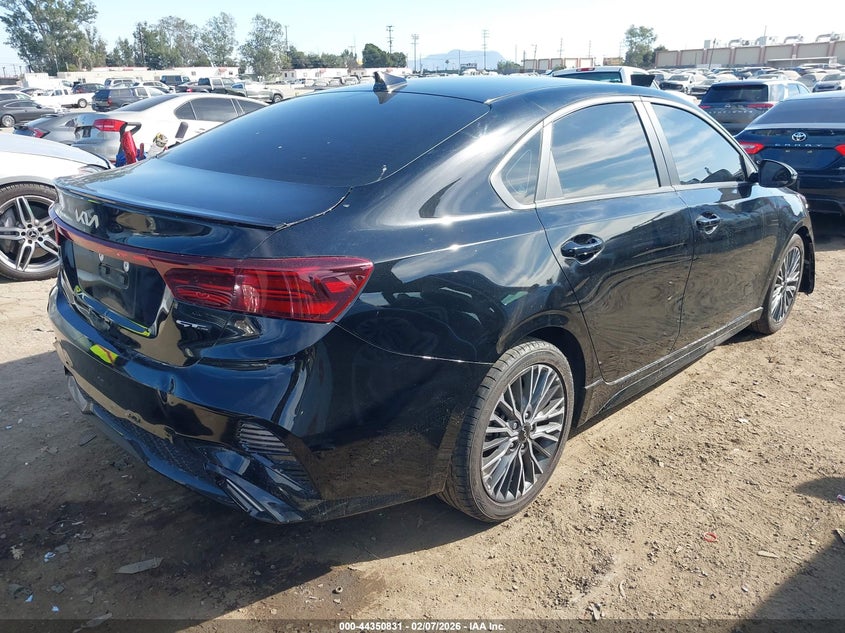 Vin: 3kpf54ad8re779575, lot: 44847285, kia forte gt-line 20244