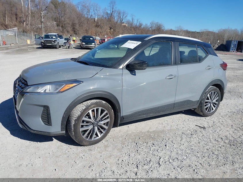 2023 Nissan Kicks Sv Xtronic Cvt