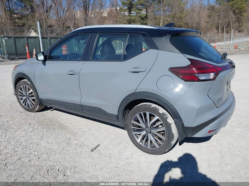 2023 Nissan Kicks Sv Xtronic Cvt