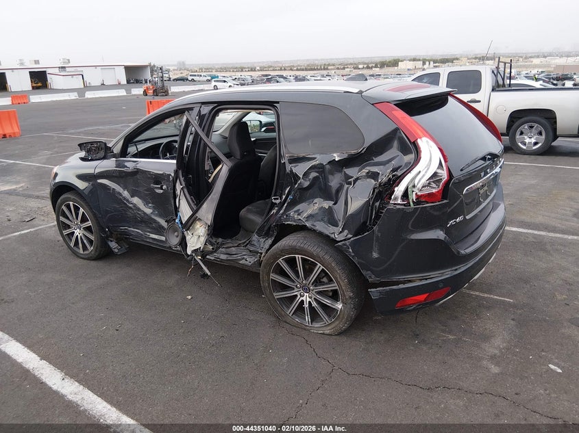 2016 Volvo Xc60 T6 Drive-E Platinum