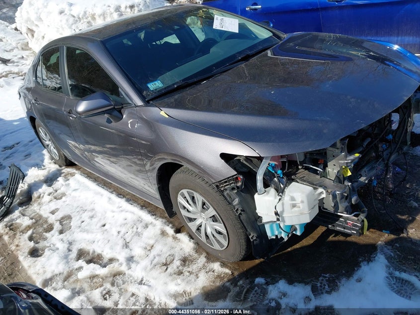 2023 Toyota Camry Le Hybrid