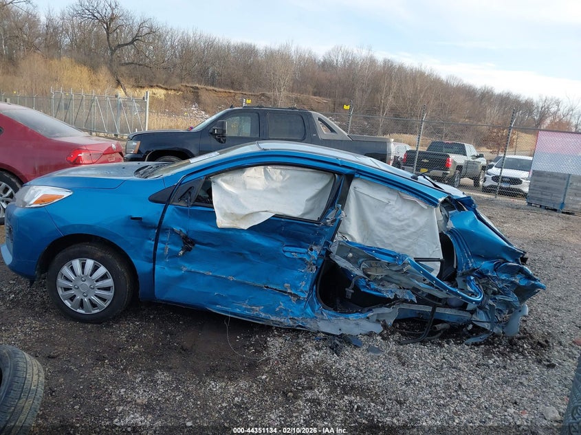 2022 Mitsubishi Mirage Es/Le