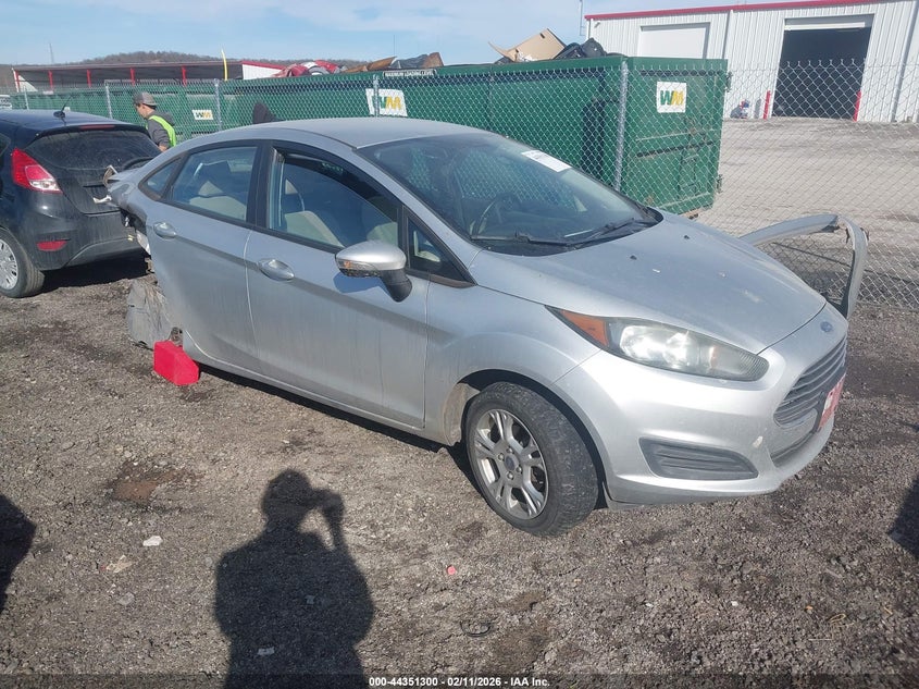2016 FORD FIESTA SE