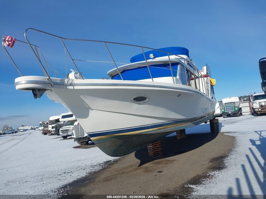 1987 Bluewater Coastal Cruiser