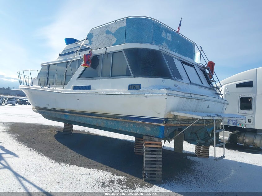 1987 Bluewater Coastal Cruiser