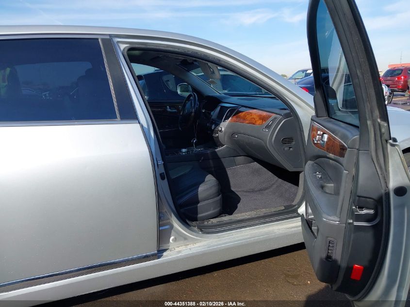 2013 Hyundai Equus Signature