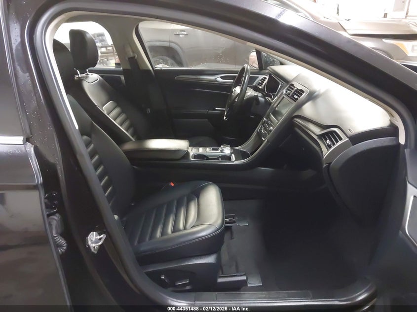 2020 Ford Fusion Hybrid Sel