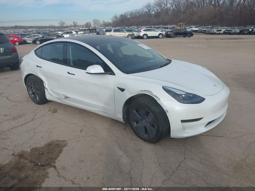2022 Tesla Model 3 Rear-Wheel Drive
