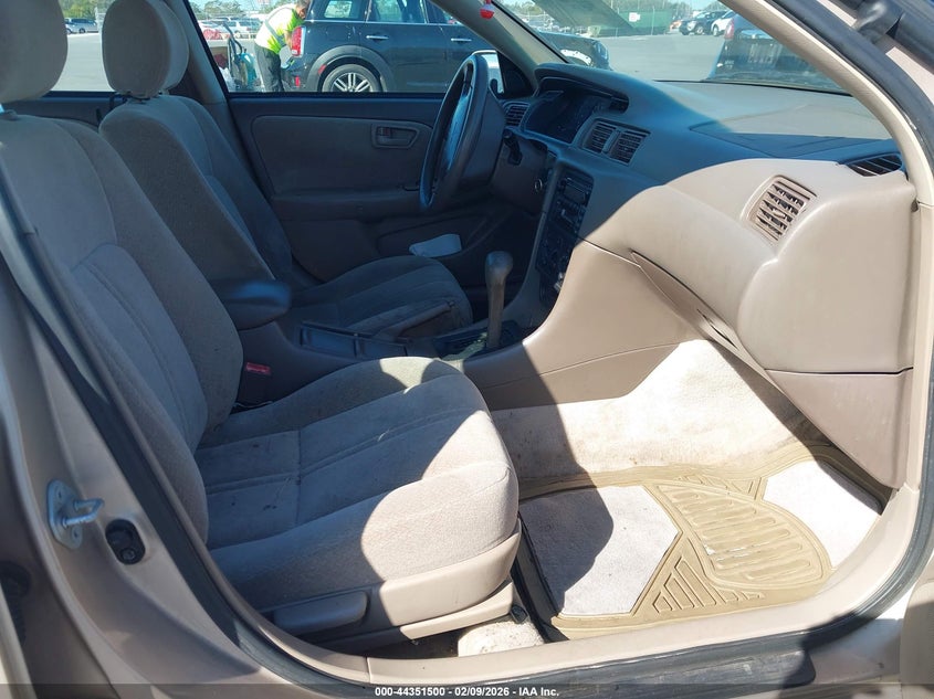 2001 Toyota Camry Le