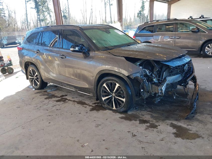 2021 Toyota Highlander Xse