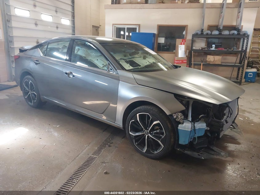 2025 Nissan Altima Sr Awd