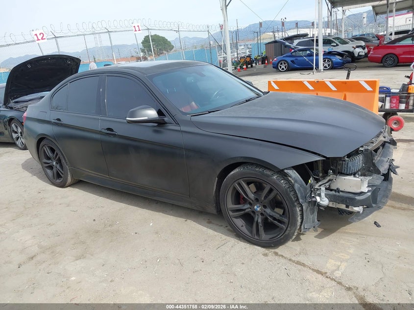 WBA8E1C58JA180399 2018 BMW 330E Iperformance auction photo 1