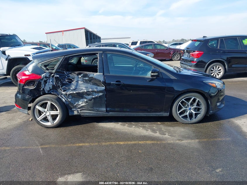 2017 Ford Focus Sel VIN: 1FADP3M24HL274814 Lot: 44351764